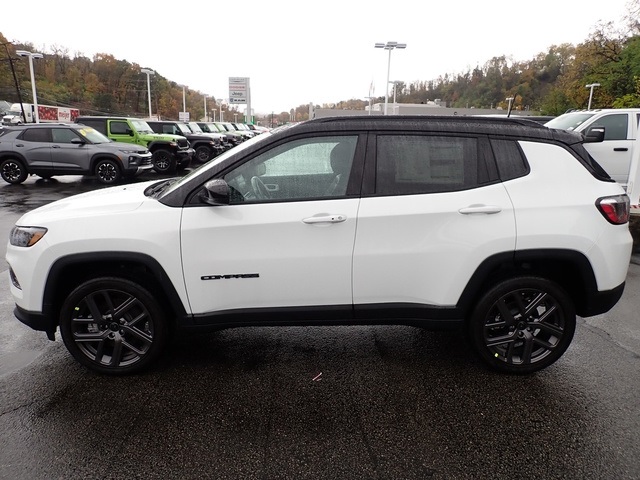 2026 Jeep Compass Limited Altitude photo 2