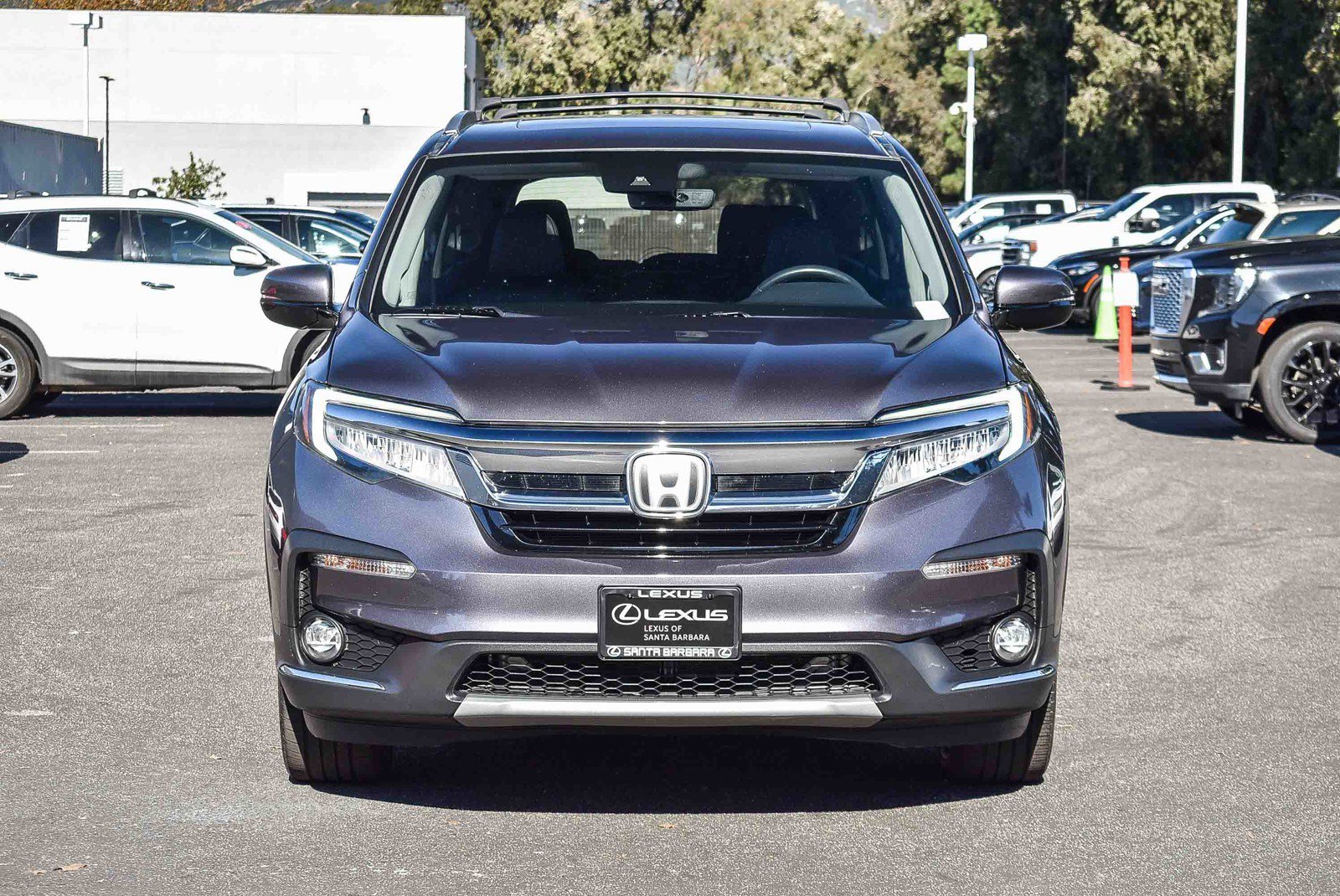 2019 Honda Pilot Touring photo 2
