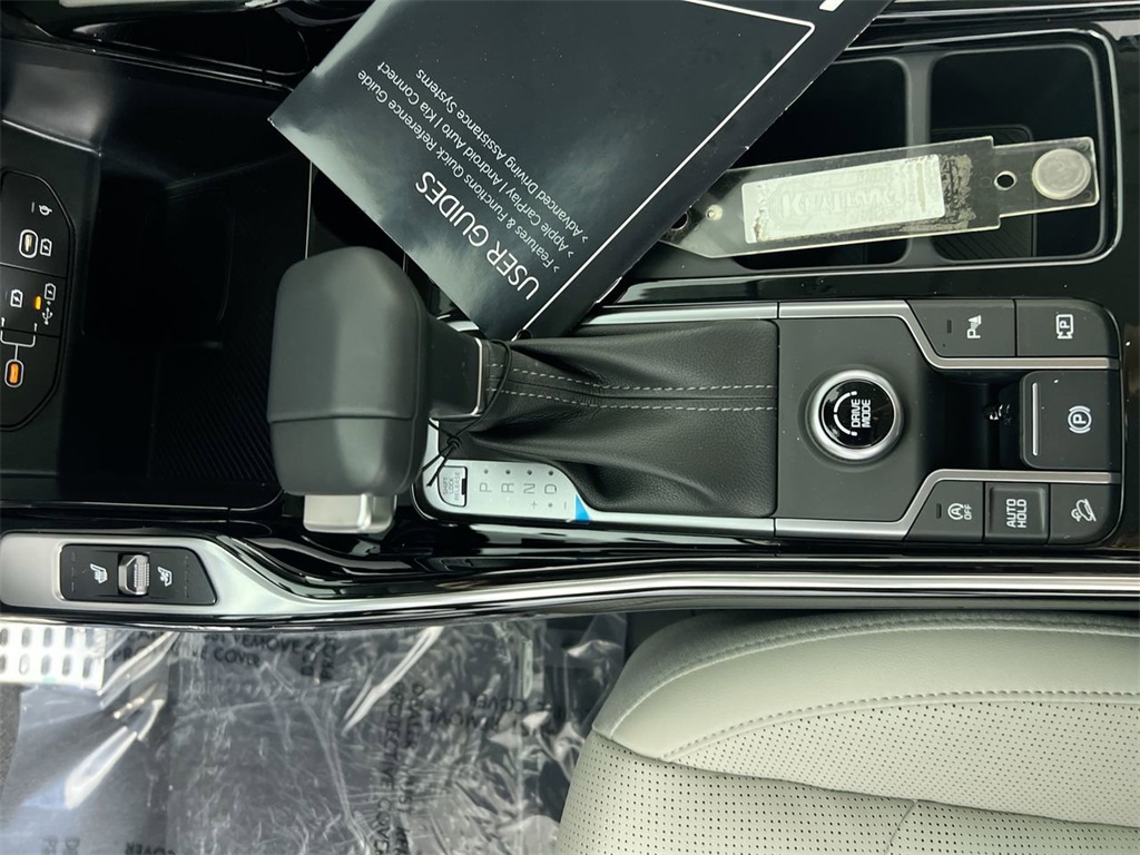 2025 Kia Sorento SX photo 20