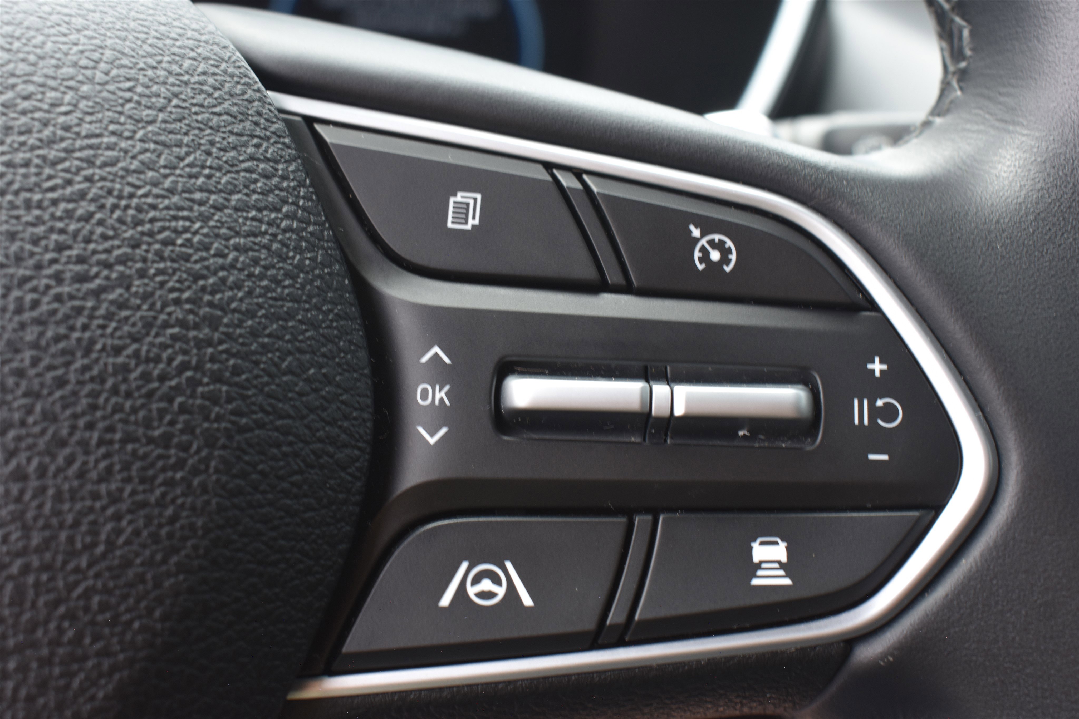 2022 Hyundai Santa Fe Limited photo 10