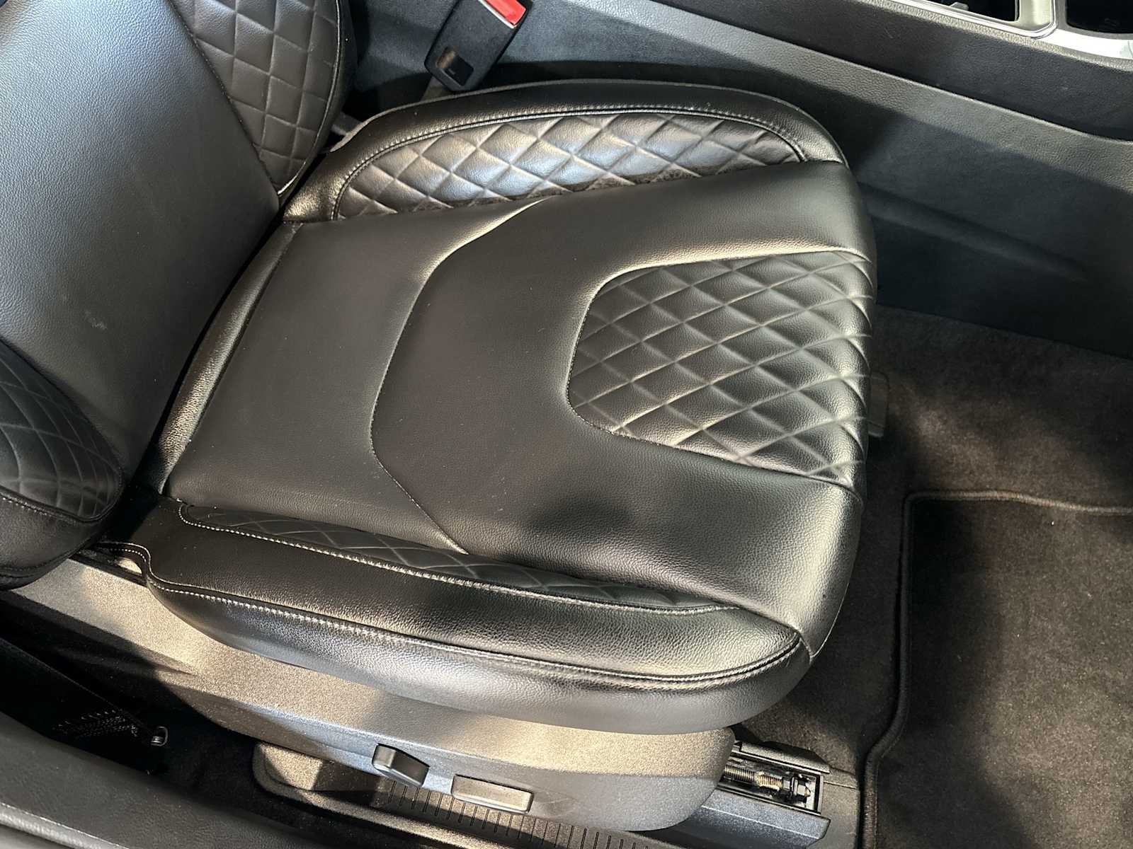 2024 Ford Edge Titanium photo 24