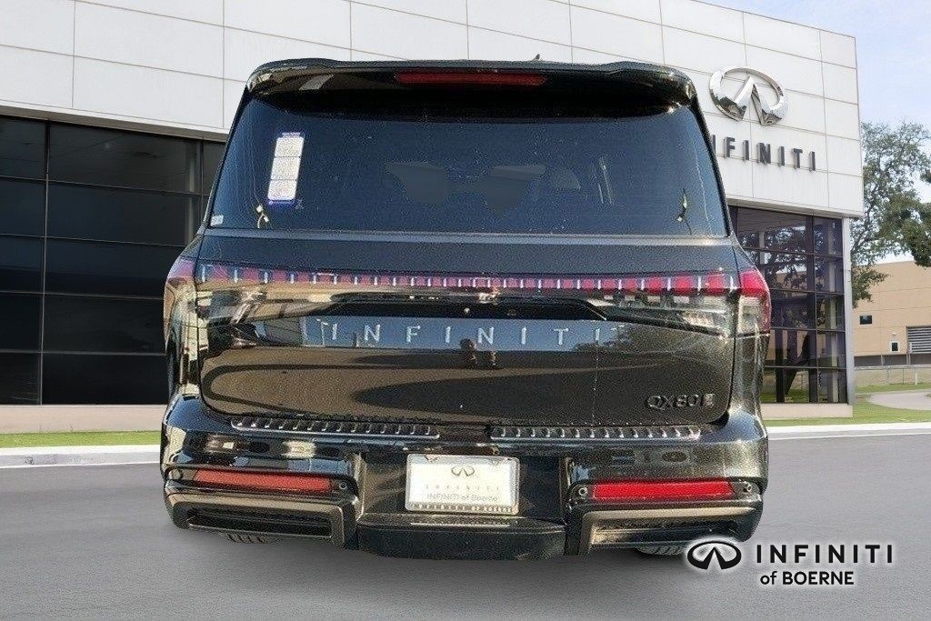 2026 Infiniti QX80 photo 4