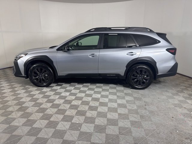 2025 Subaru Outback Onyx Edition photo 4
