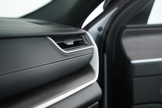 2025 Jeep Grand Cherokee Limited photo 13