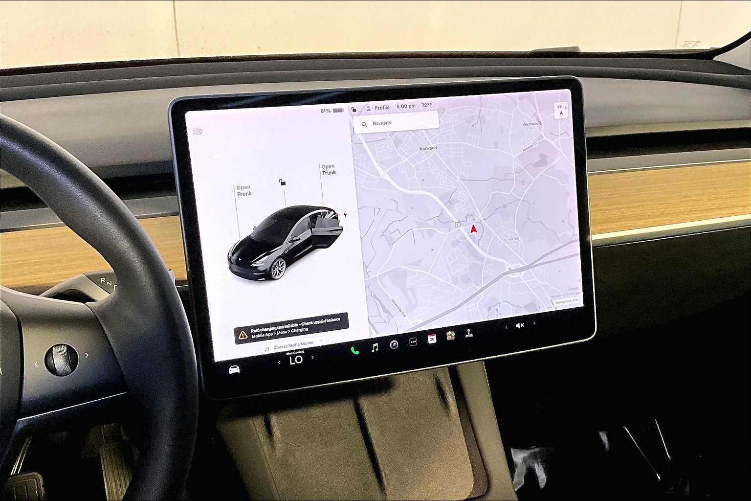 2021 Tesla Model 3 Standard Range Plus photo 6