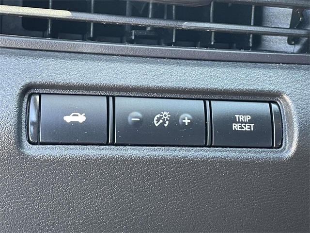 2024 Nissan Altima 2.5 SV photo 28