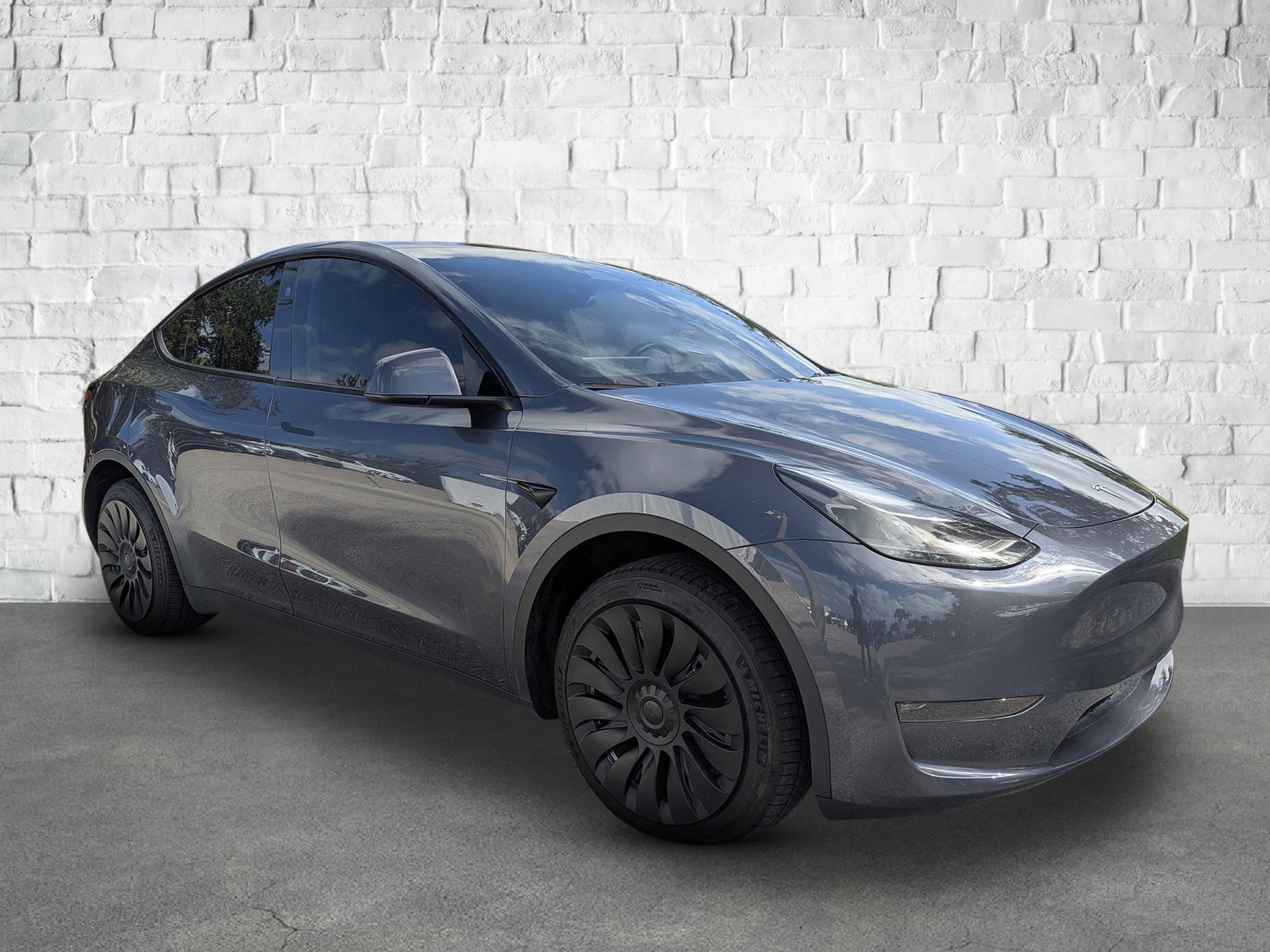 2023 Tesla Model Y Long Range photo 7