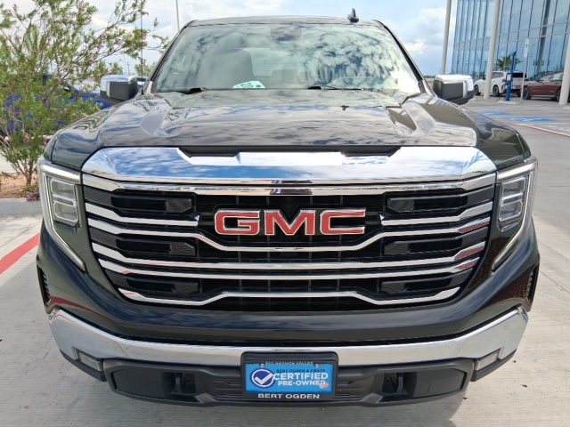 2022 Gmc Sierra 1500 SLT photo 2