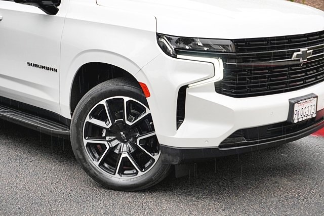 Used 2024 White Chevrolet RST image 3