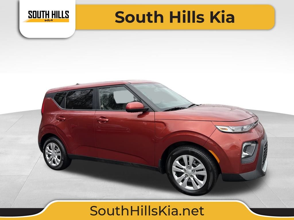2021 Kia Soul LX's photo