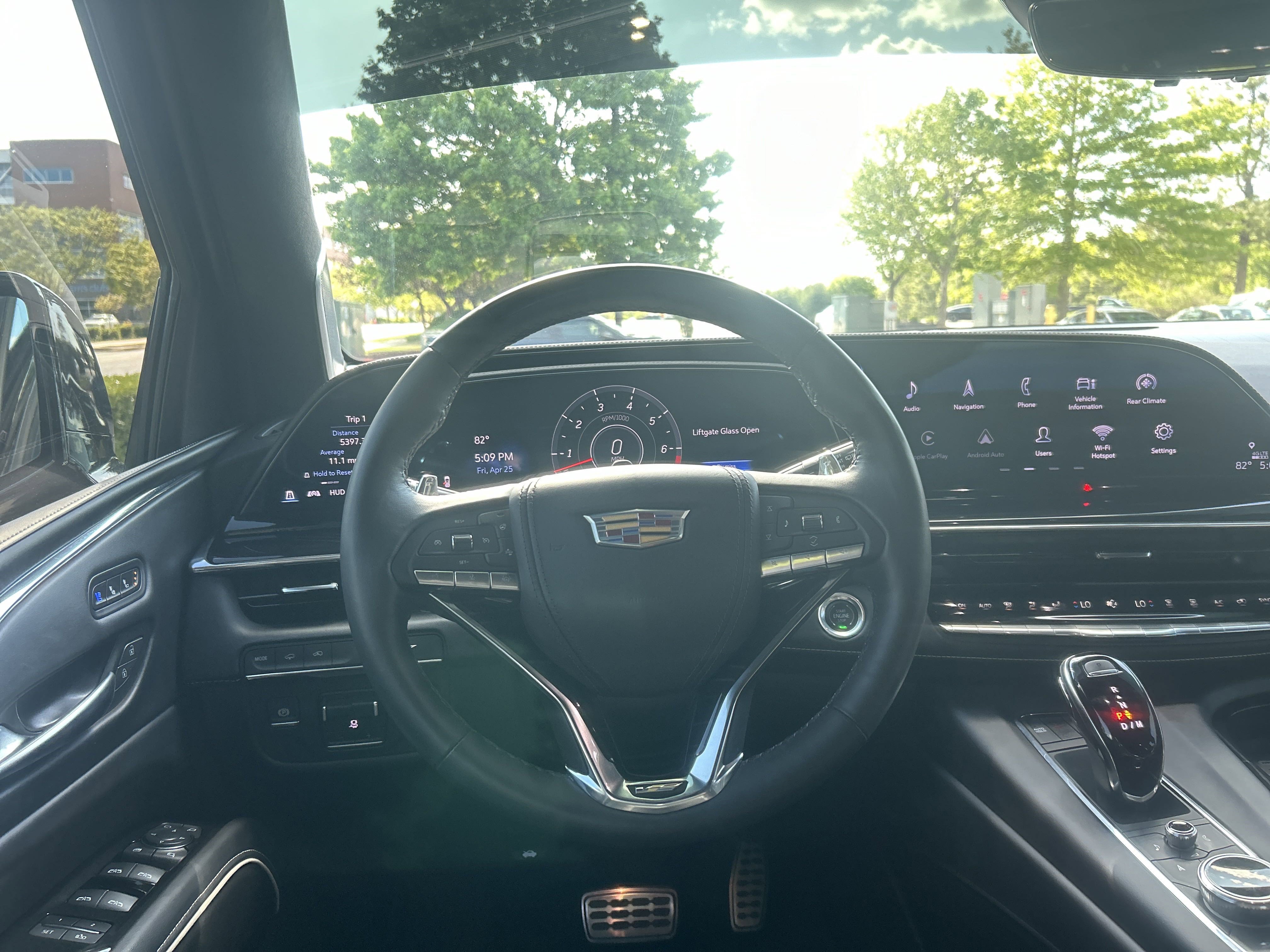 2024 Cadillac Escalade V-Series photo 16