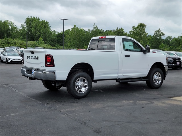 2025 Ram 2500 Tradesman photo 4