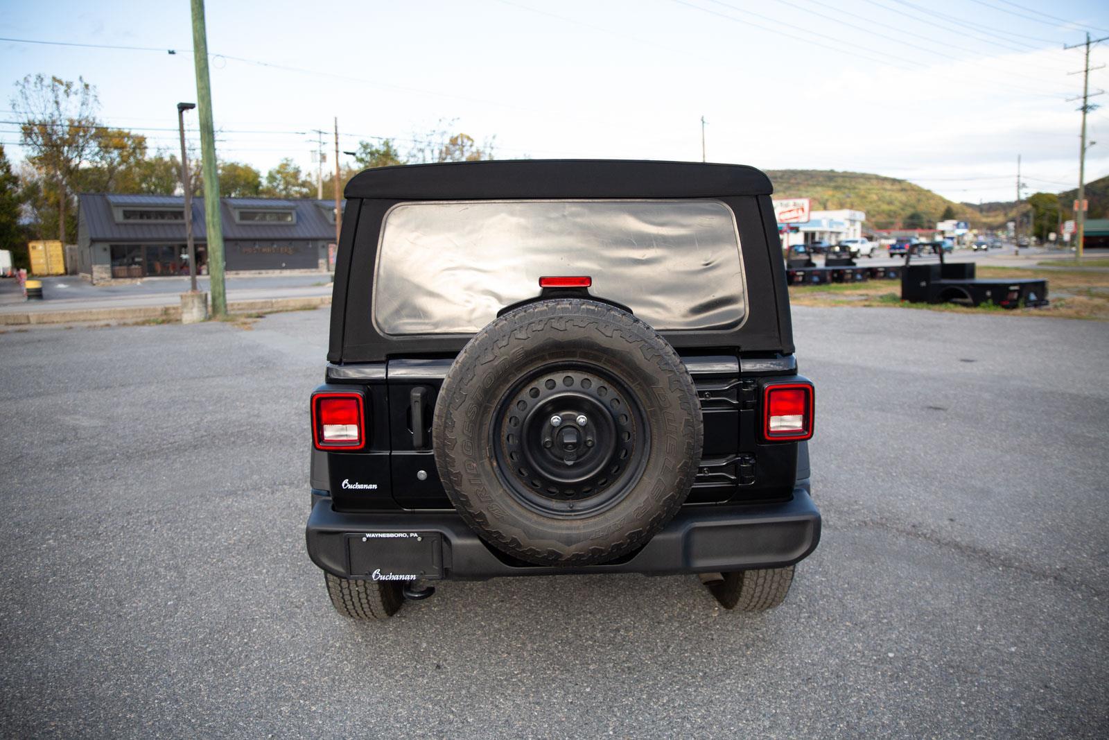 2018 Jeep Wrangler Unlimited Sport S photo 4