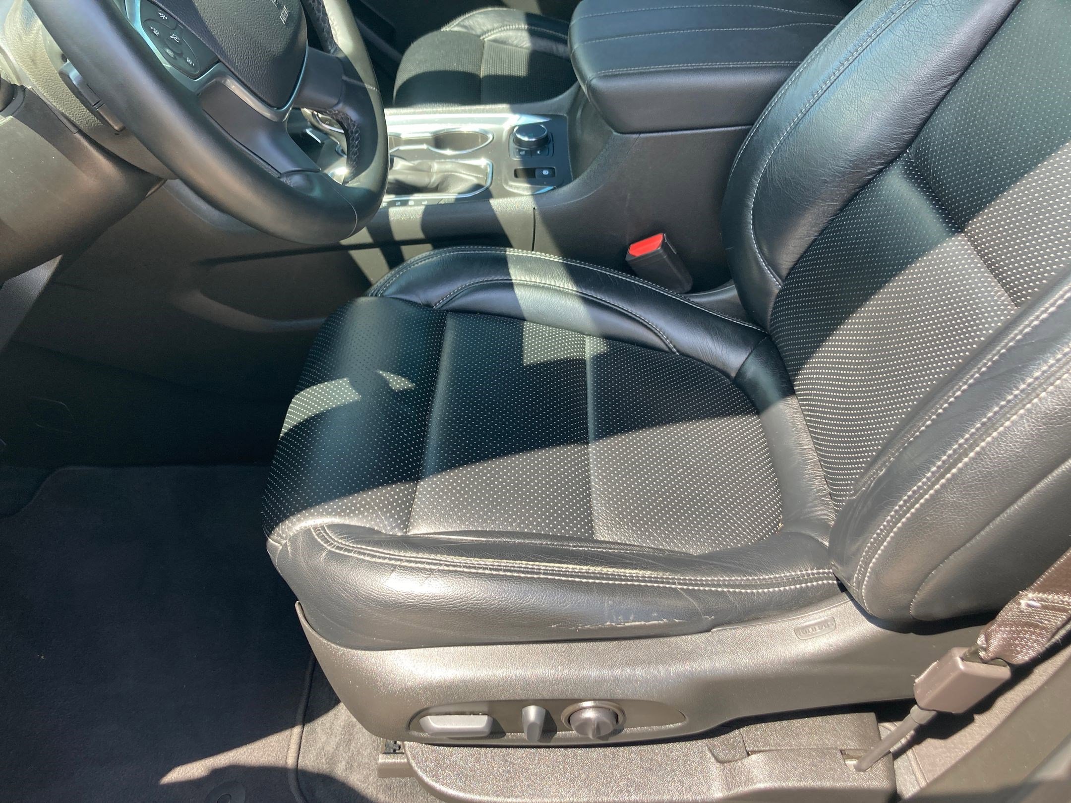 2023 Chevrolet Traverse Cloth photo 10