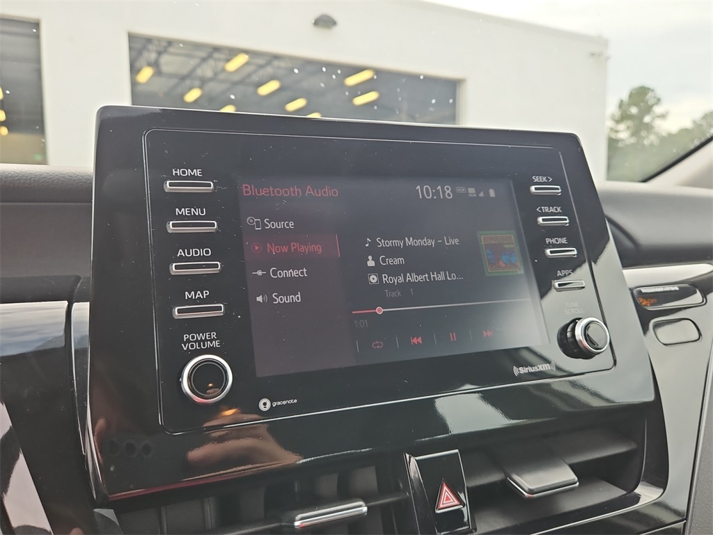 2023 Toyota Camry SE photo 19
