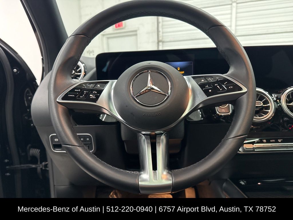 2025 Mercedes Benz GLA 250 photo 10