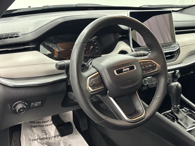 2024 Jeep Compass Limited photo 13