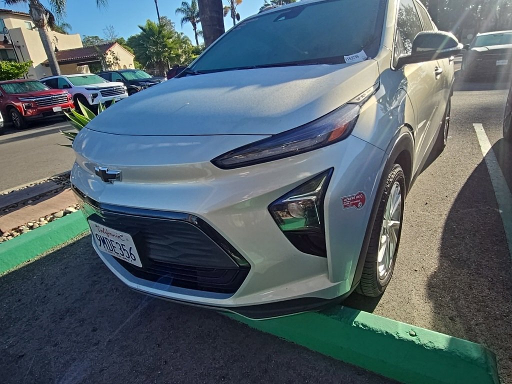 Used 2023 Chevrolet Bolt EUV LT with VIN 1G1FY6S08P4151408 for sale in Santa Barbara, CA