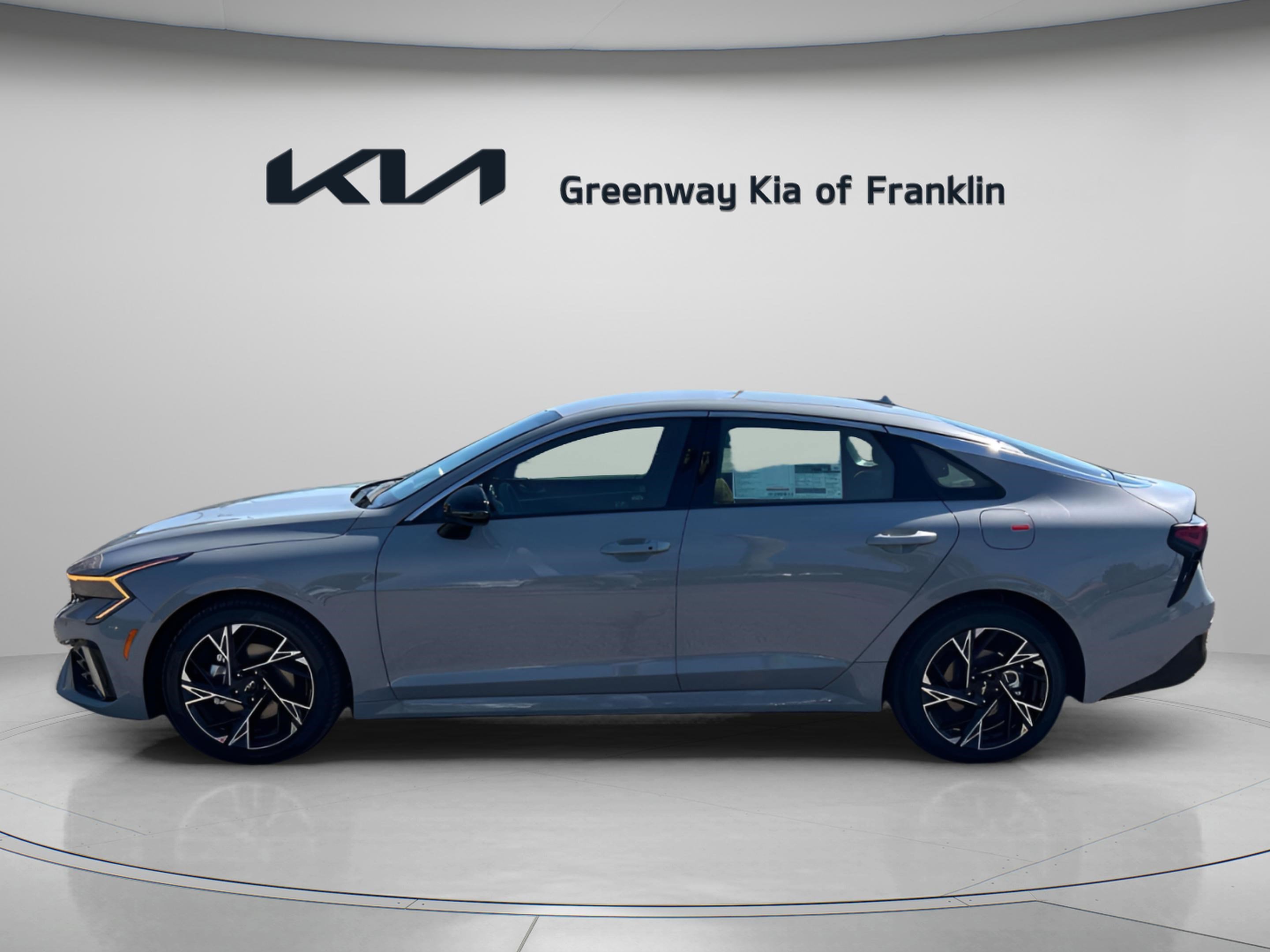 2026 Kia K5 GT-Line photo 4