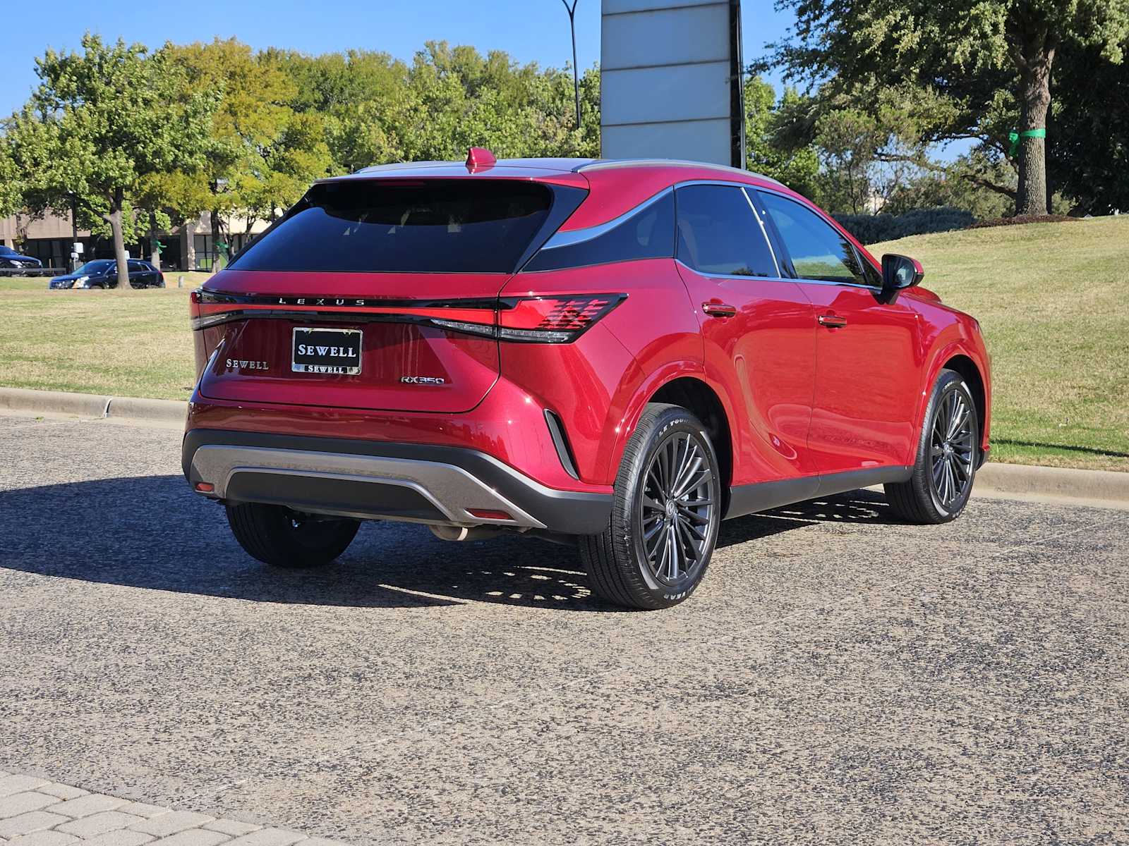 2025 Lexus RX 350 Premium photo 4