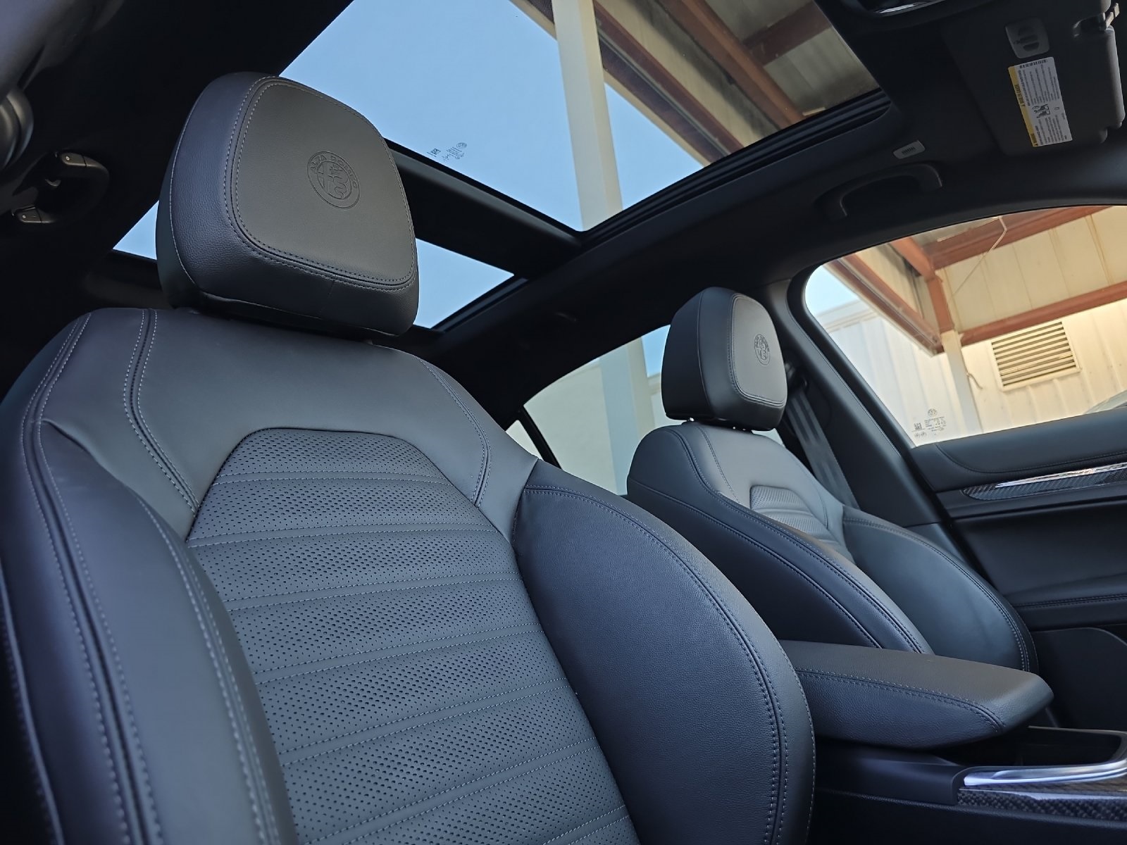 2023 Alfa Romeo Stelvio Quadrifoglio photo 16