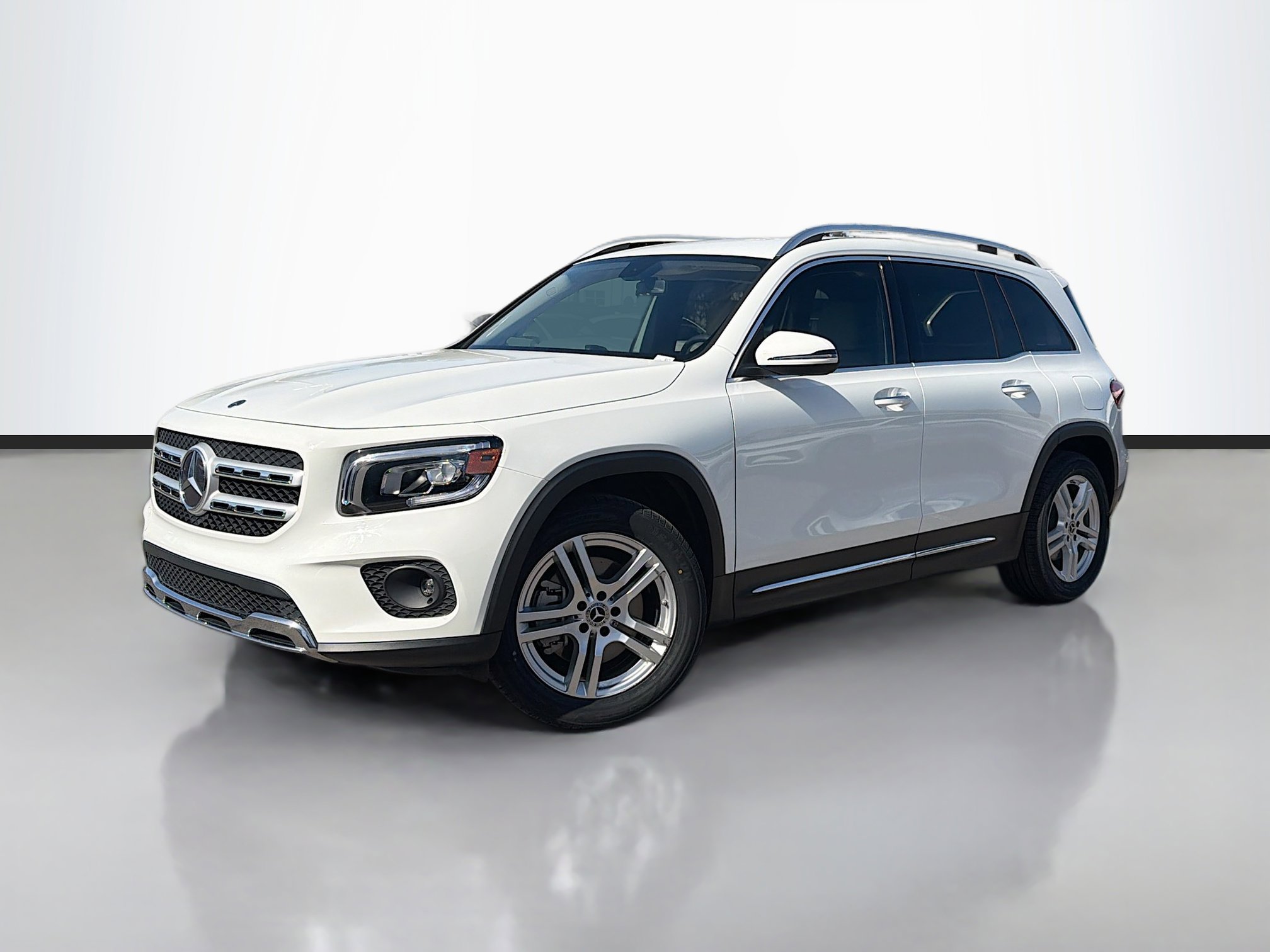 2021 Mercedes-Benz GLB Base's photo