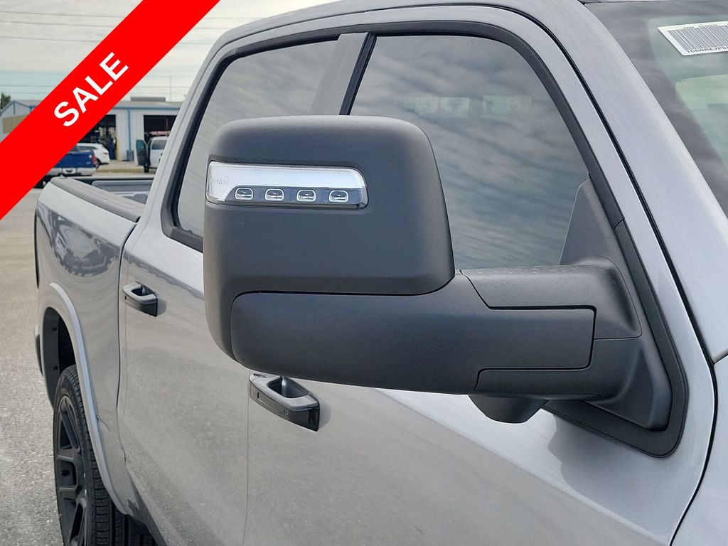 2025 Ram 1500 Laramie photo 19