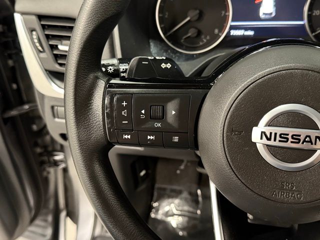 2021 Nissan Rogue S photo 12