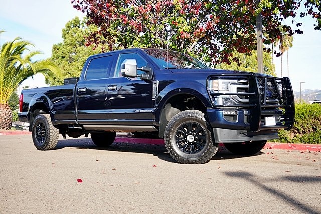 2021 Ford F-250 Super Duty Platinum's photo