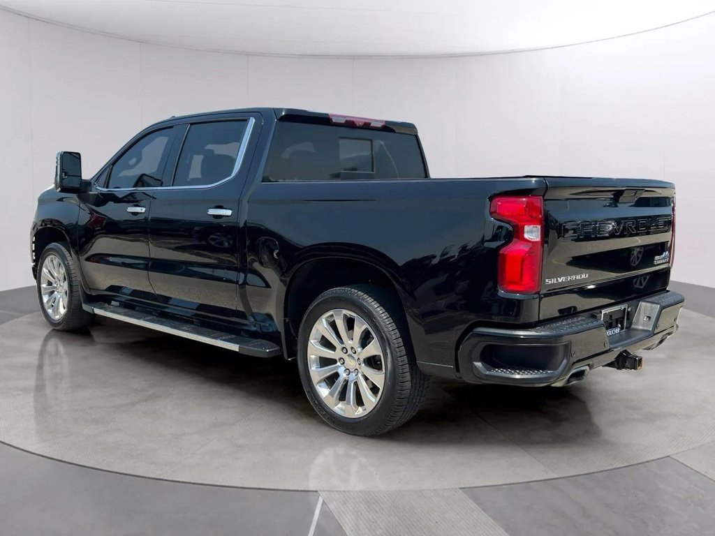 2021 Chevrolet Silverado 1500 High Country photo 3