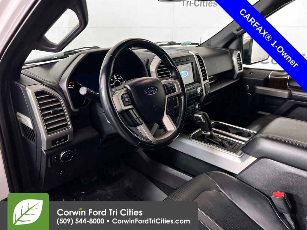 2017 Ford F-150 Platinum photo 3