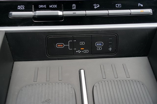 2025 HYUNDAI SANTA FE - Image 17