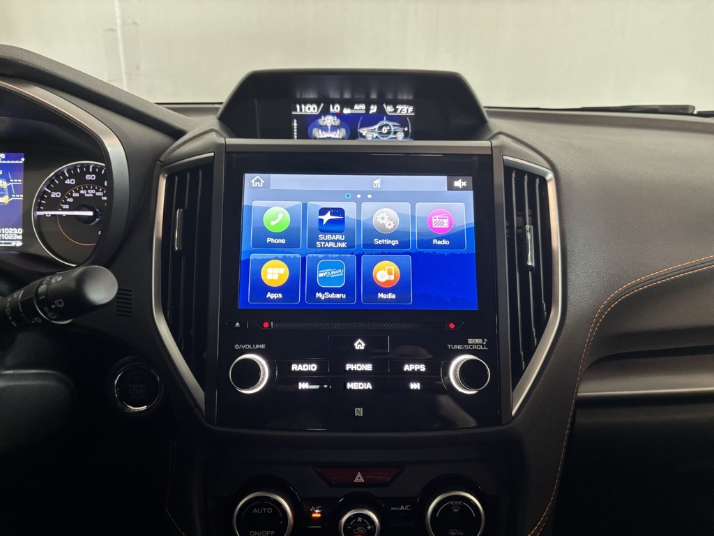 2023 Subaru Crosstrek Limited photo 2