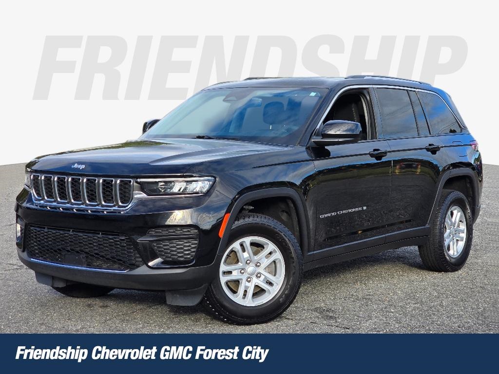 2023 Jeep Grand Cherokee Laredo's photo