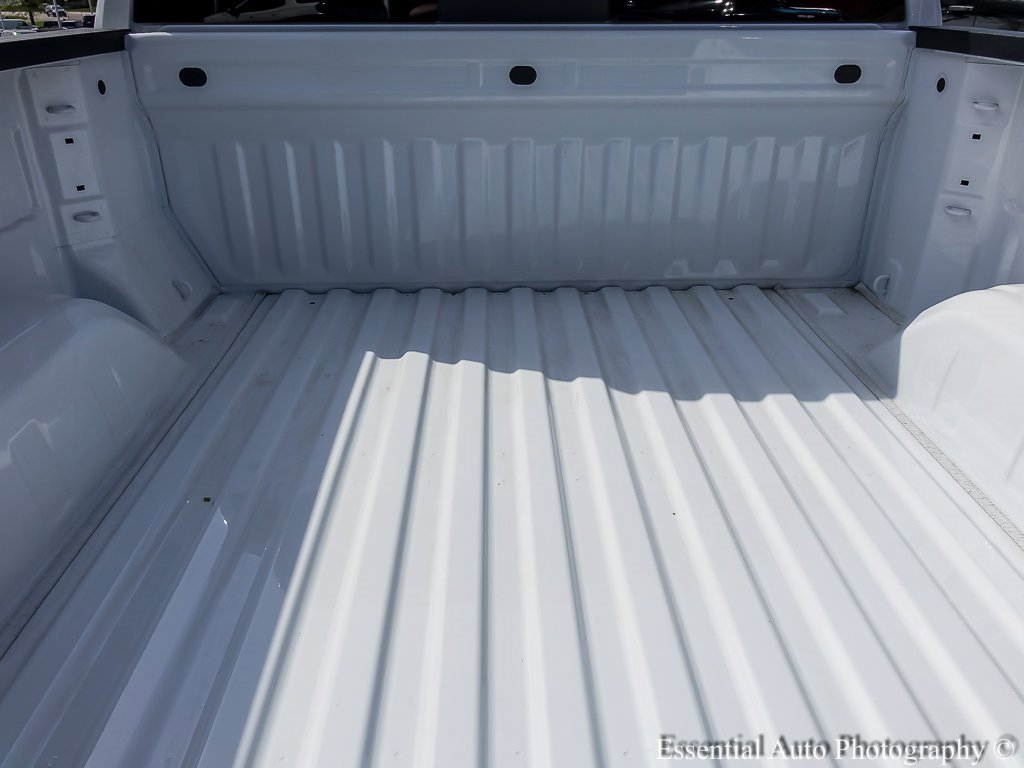 2025 CHEVROLET SILVERADO - Image 19