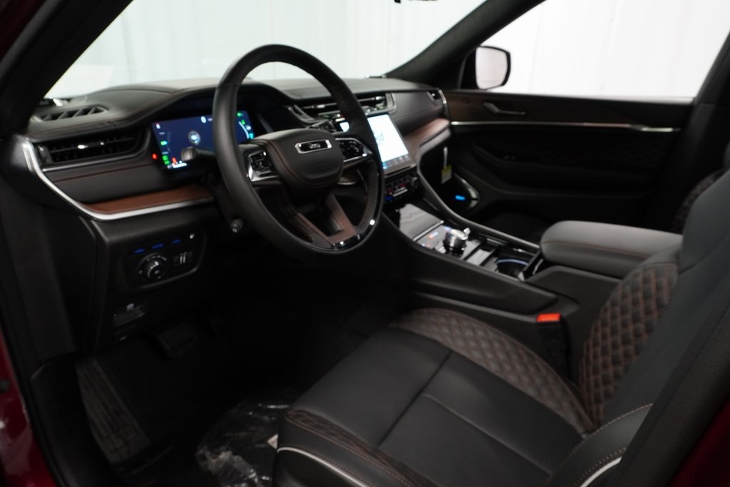 2023 Jeep Grand Cherokee Summit Reserve 4xe photo 14