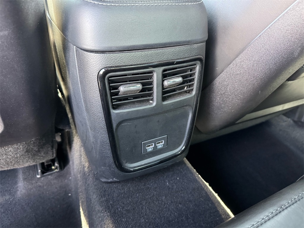 2023 Dodge Charger R/T photo 16
