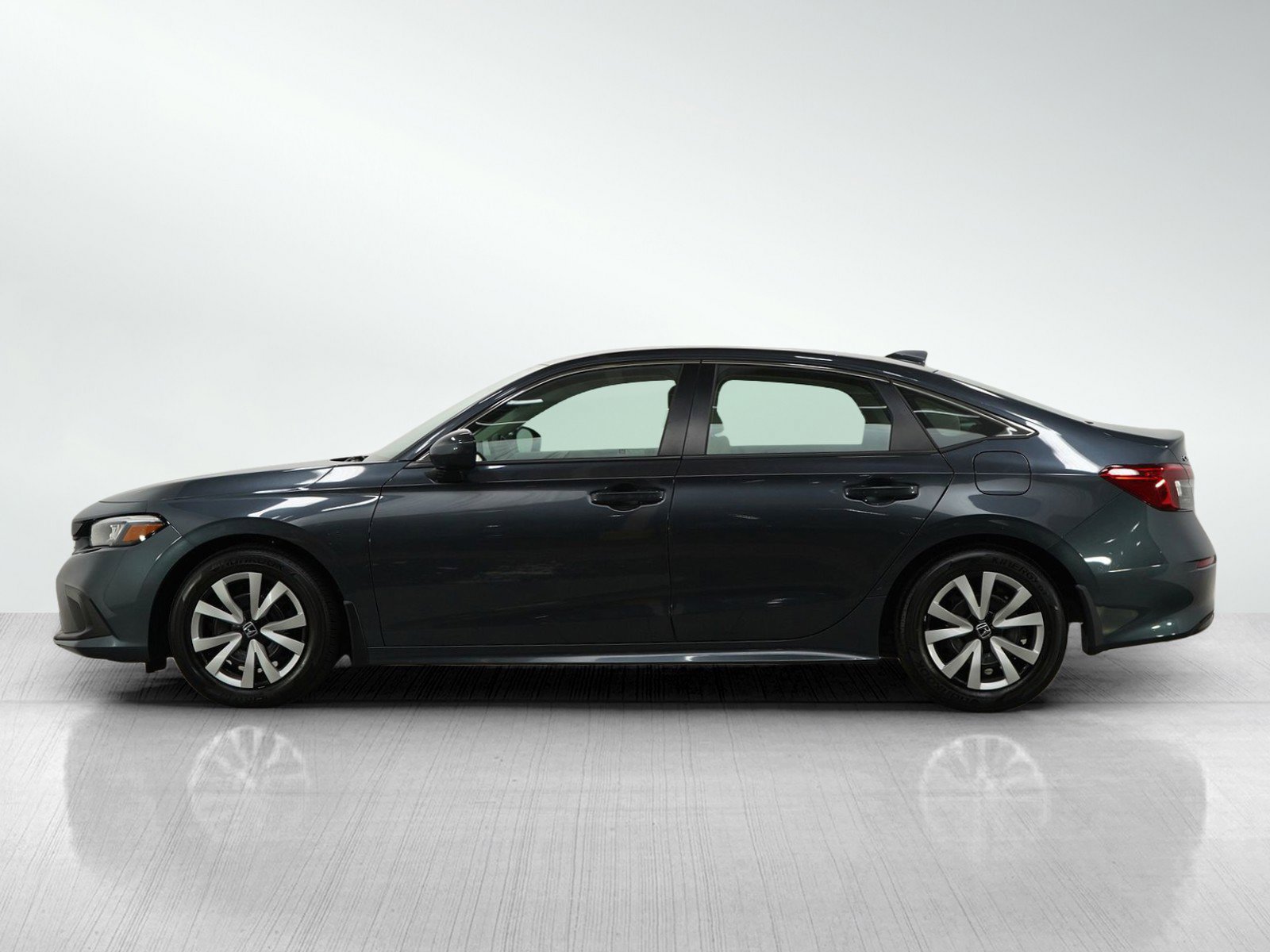 Used 2024 Honda Civic LX with VIN 2HGFE2F2XRH558948 for sale in Burnsville, Minnesota
