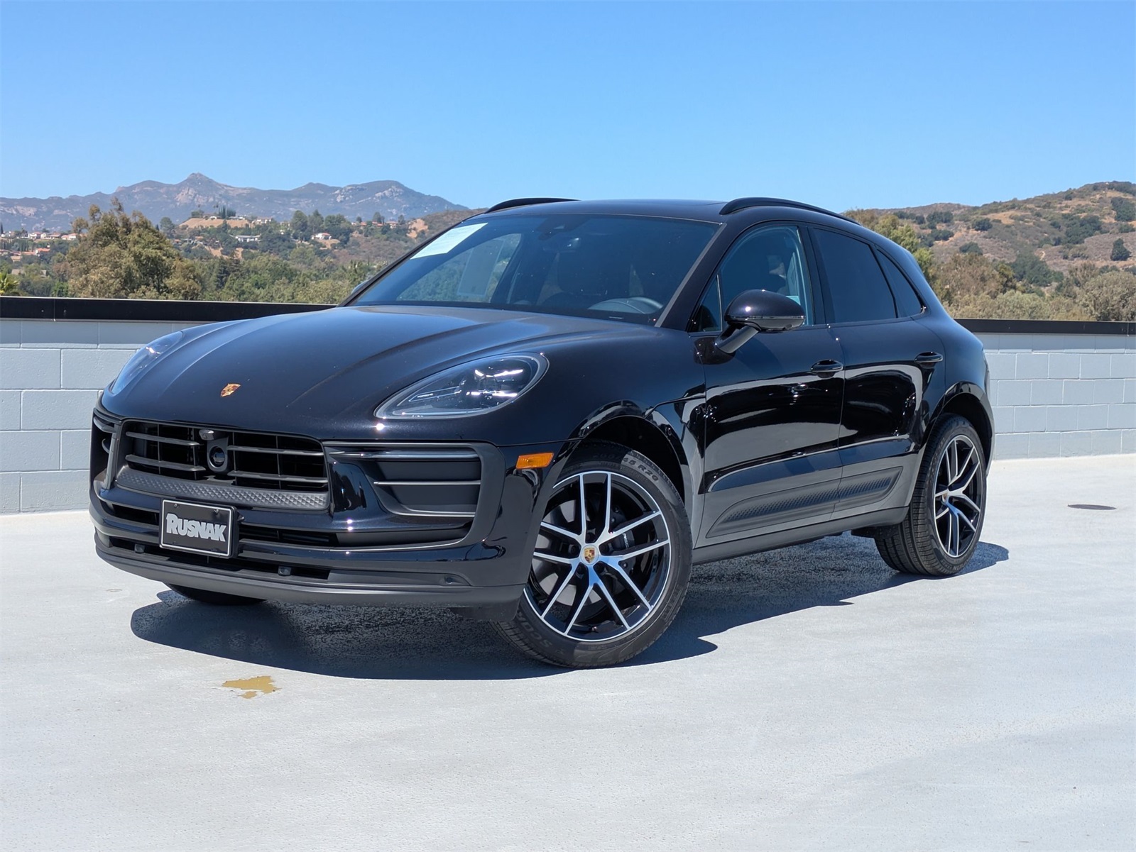 Certified Pre-Owned 2025 Porsche Macan AWD 4D Sport Utility
