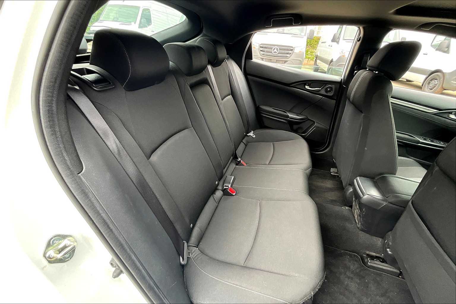 2019 Honda Civic Hatchback EX photo 19