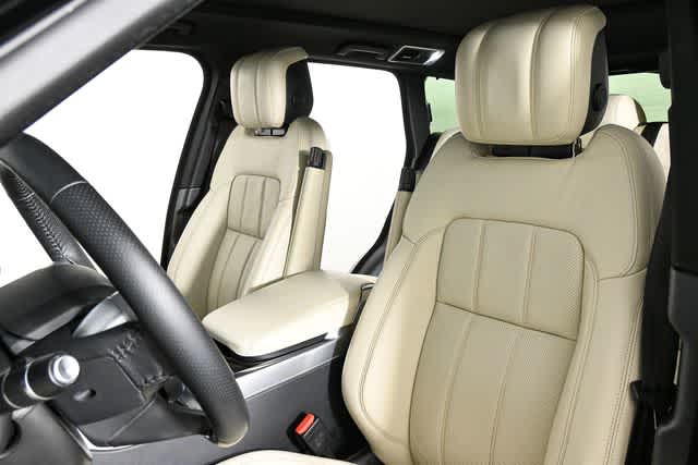 2019 Land Rover Range Rover Sport HSE photo 3