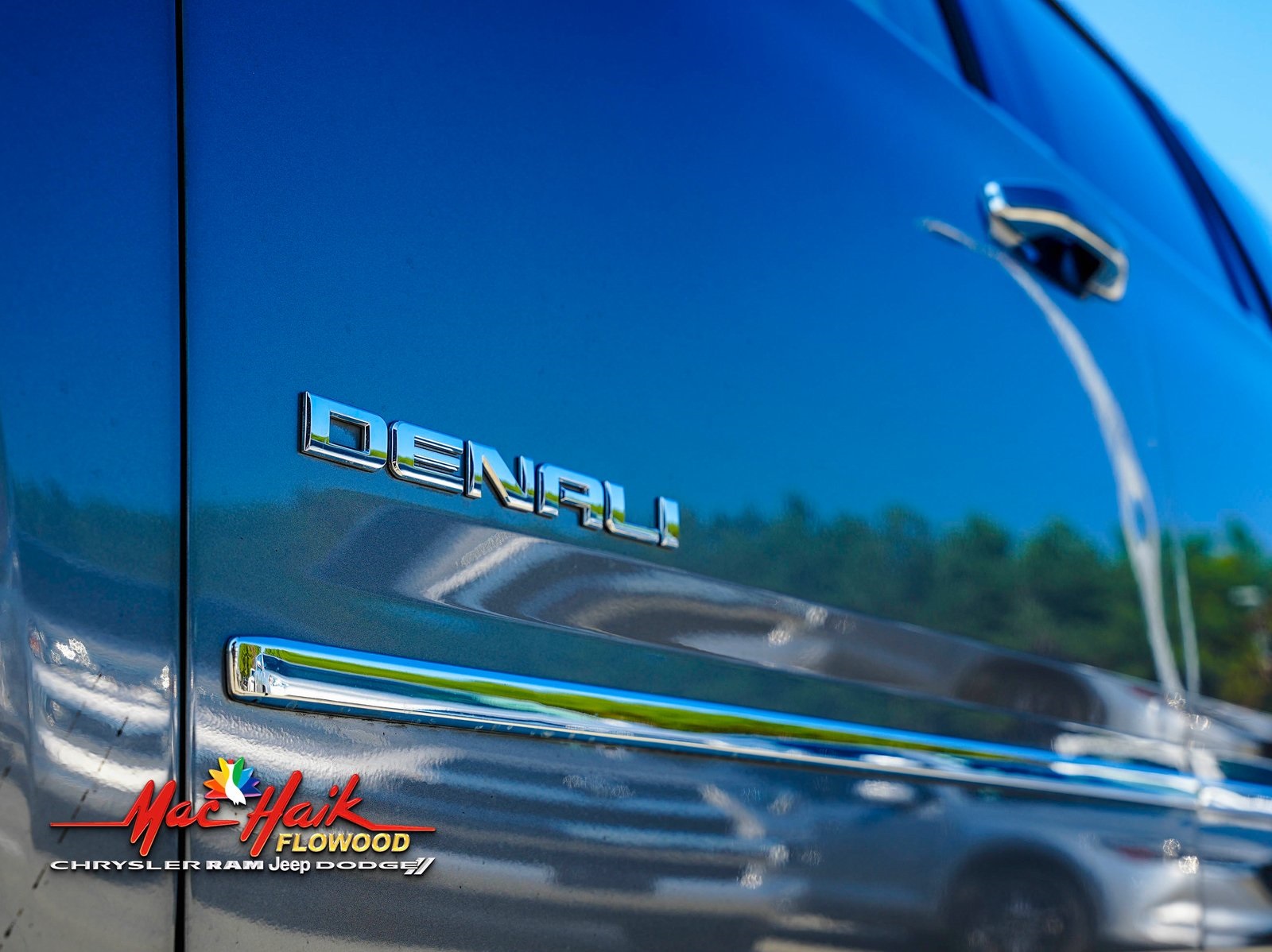2020 Gmc Yukon XL Denali photo 3