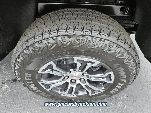 2025 Gmc Canyon AT4 photo 9