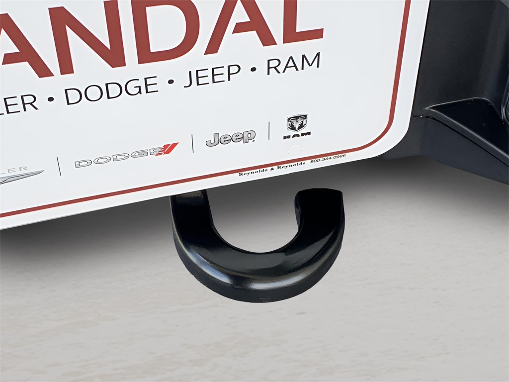 2025 Jeep Wrangler Sahara photo 15