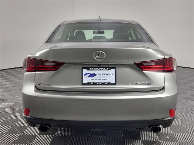 2014 Lexus IS 250 photo 4