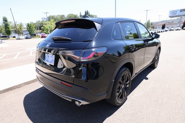 2026 Honda HR-V Sport photo 3