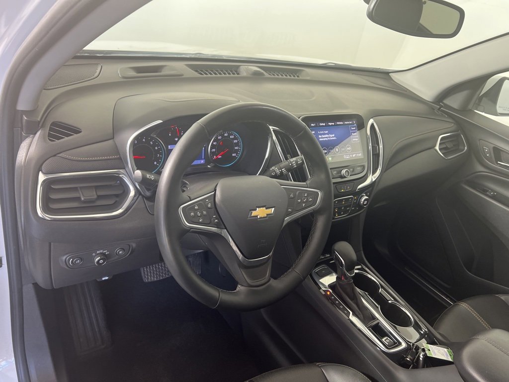 2023 Chevrolet Equinox Premier photo 3