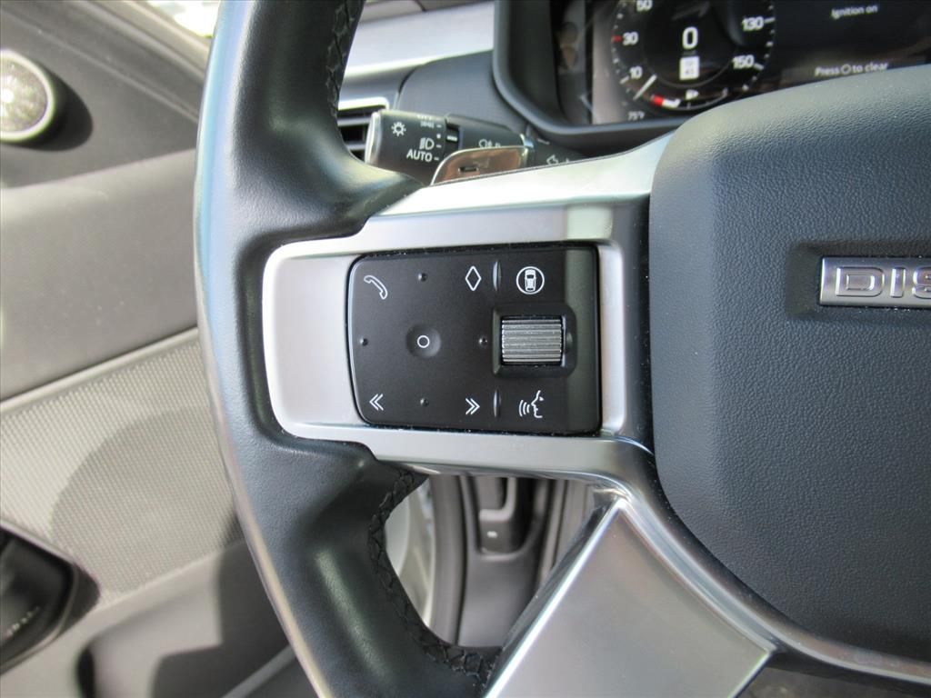 2024 Land Rover Discovery SE photo 16