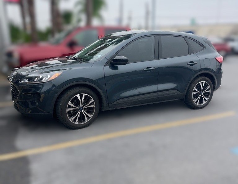 2022 Ford Escape SE's photo