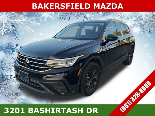 2024 Volkswagen Tiguan SE's photo